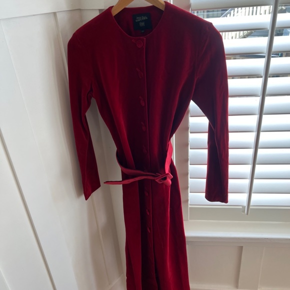 VINTAGE JEAN PAUL GAULTIER BY ONWARD RED VELVET DRESS BUTTON DOWN WITH BELT - Picture 4 of 10